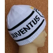Juventus sapka kötött, fehér